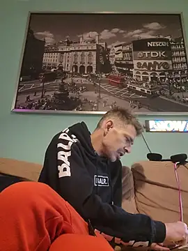 Show de Doggyray44 na webcam