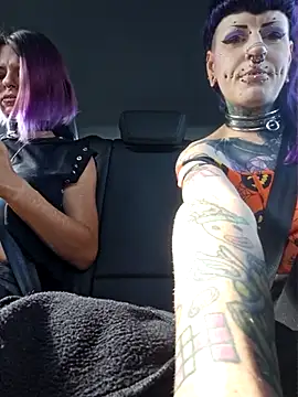 Purple_Coffin666 Show in webcam