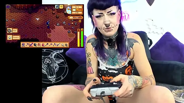 Purple_Coffin666's Webcam Show