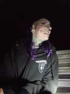 Purple_Coffin666 Pertunjukan Webcam