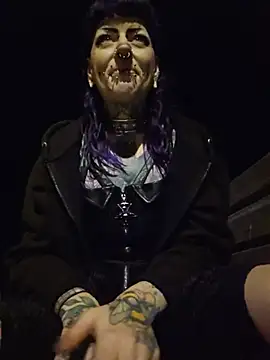 Purple_Coffin666 – Naživo XXX chat