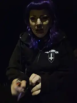 Purple_Coffin666 Adlı Modelin Web Kamerası Şovu