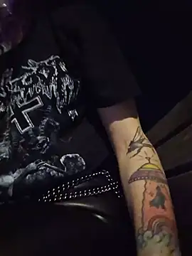 Purple_Coffin666 Adlı Modelin Web Kamerası Şovu
