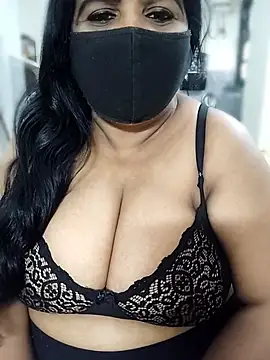 Honey_rose_ Adlı Modelin Canlı XXX Sohbeti
