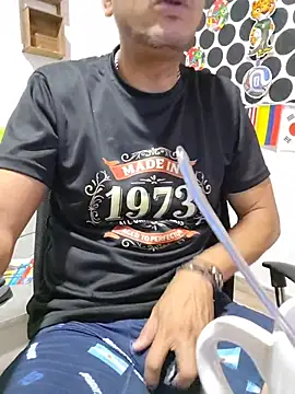 latinmartin73's Webcam Show