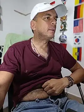 latinmartin73 Show Webcam