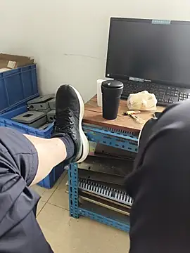 huzi518 网络视讯表演