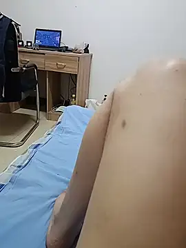 huzi518 在線直播表演