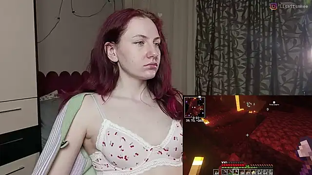 lisaitsmee Chat XXX in diretta