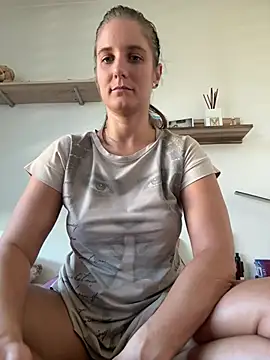 jennifer11772 live XXX chat