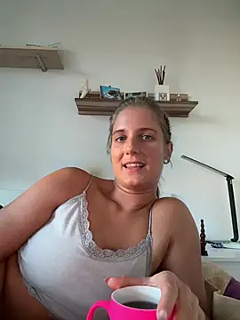 jennifer11772 live XXX chat