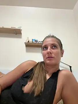 Chat +18 de jennifer11772 ao vivo