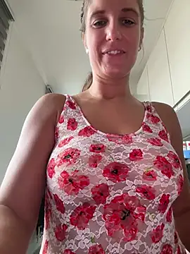 XXX chat uživo modela jennifer11772
