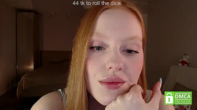 lulu_moonmoon's Live XXX Chat