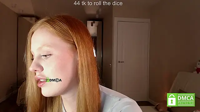 lulu_moonmoon's Live XXX Chat