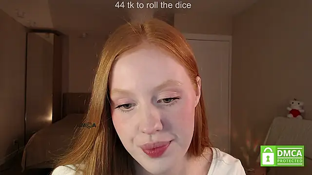 lulu_moonmoon's Live XXX Chat