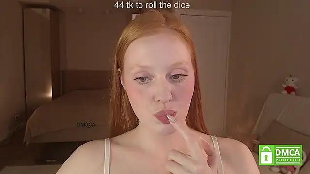 lulu_moonmoon live XXX chat