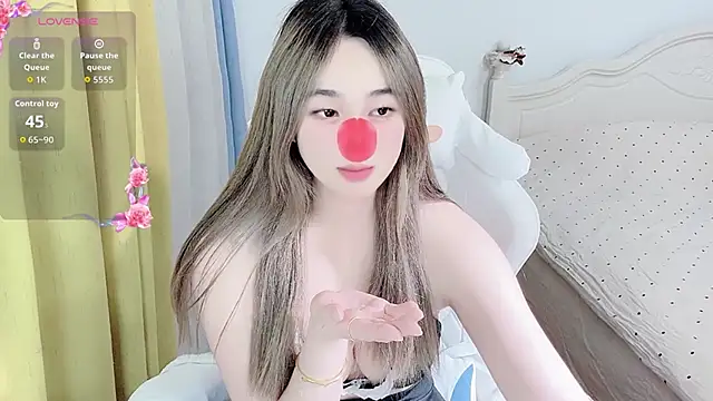 Živý XXX chat Thalassa__