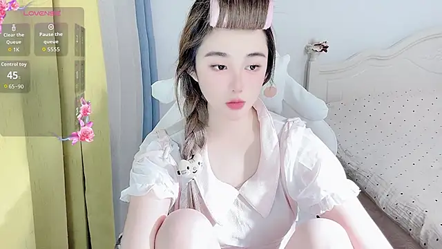 XXX chat uživo modela Thalassa__