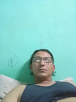 Andresguz35 Шоу с уебкамера