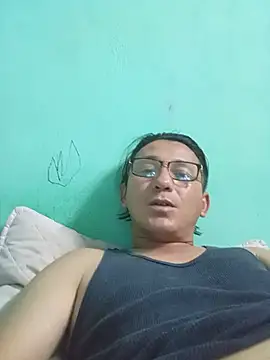 Andresguz35: вебкам-шоу