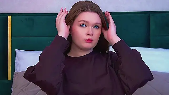 XXX chat uživo modela CrystalLyons
