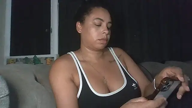 AriesBaddiee_ Шоу с уебкамера