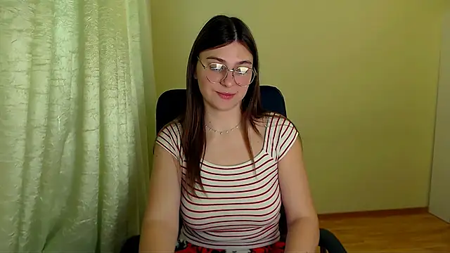 Chat XXX en directo de Luna_Lush_