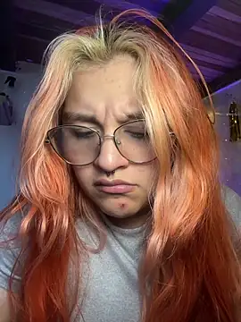 Sophia_Weest99n Live chat-huone