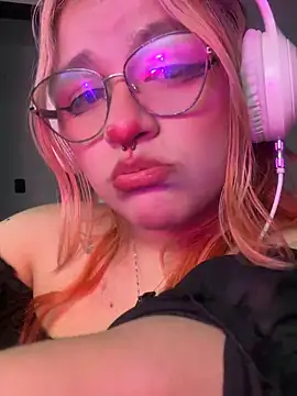 Sophia_Weest99 Pertunjukan Webcam