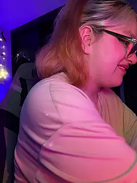 Sophia_Weest99のウェブカメラショー