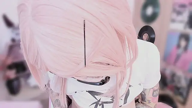 NikkiRamone's Webcam Show