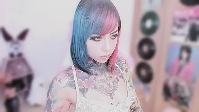 عرض كام NikkiRamone