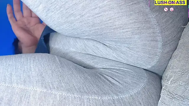 Victoria7777's Webcam Show