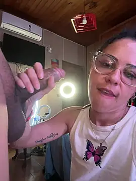 mariposapontiak420 Adlı Modelin Web Kamerası Şovu
