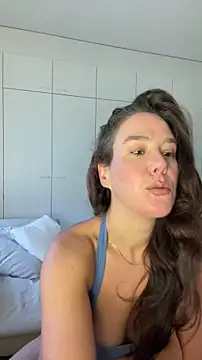 חדר צ'אט בשידור חי של MilkyHoneyLullabies