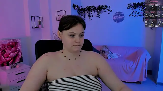 nikole_kitt webcam show