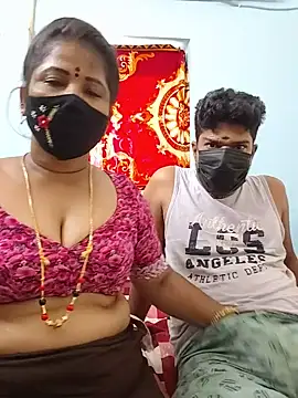 gaurika18 webcam show