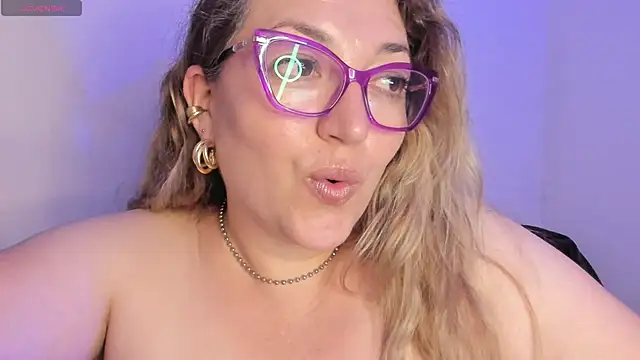 Naty_Mature_ Adlı Modelin Web Kamerası Şovu