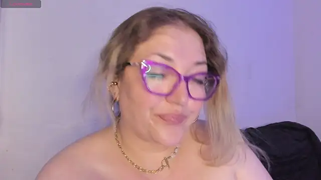 Naty_Mature_'s Webcam Show