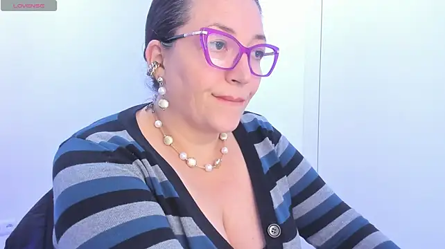 Naty_Mature_ Pertunjukan Webcam