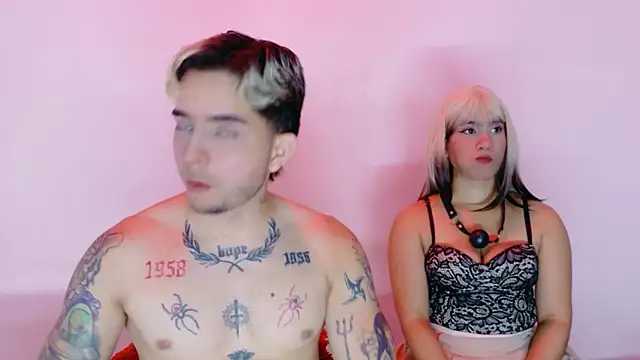Pokazy przed kamerką – AliceandMax
