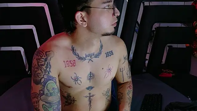 AliceandMax Webcam show