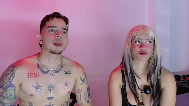 AliceandMax Webcam Show