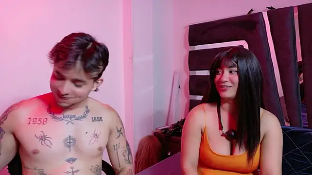 AliceandMaxn Webbikameraesitys