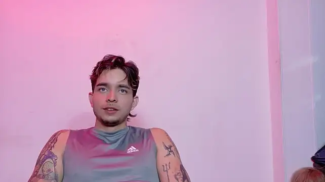 Show de AliceandMax na webcam