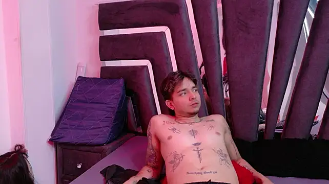 AliceandMax's Webcam Show