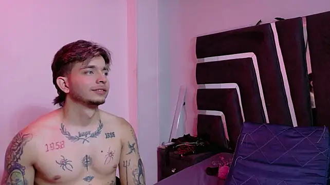 AliceandMax Pertunjukan Webcam