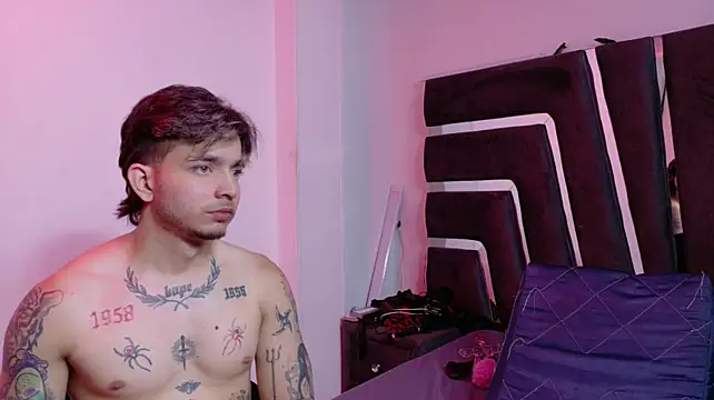 AliceandMax's Webcam Show