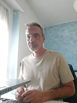 Marcolino183 Webcam show